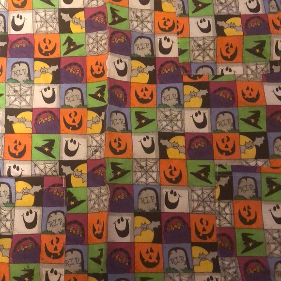 Scrub top - Picture 2 of 2